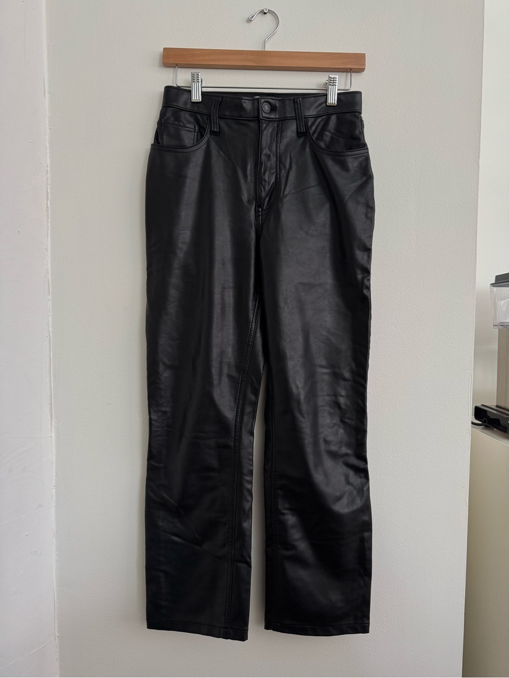 Abercrombie & Fitch The '90s Straight Ultra High Rise Vegan Leather Pant Vegan